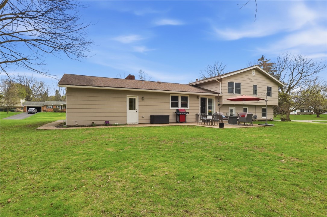 11 Saxony Road Pittsford, NY 14534 - Photo 38 of 50