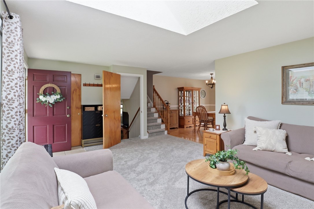 11 Saxony Road Pittsford, NY 14534 - Photo 6 of 50