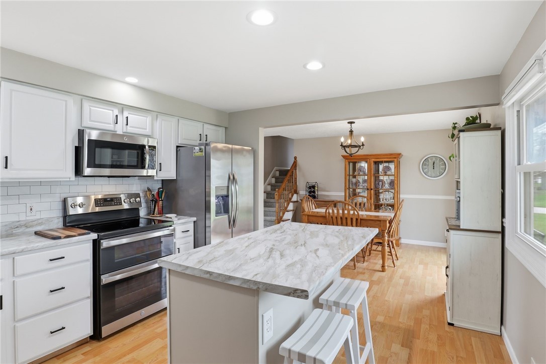 11 Saxony Road Pittsford, NY 14534 - Photo 9 of 50