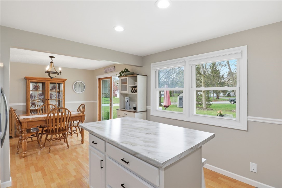 11 Saxony Road Pittsford, NY 14534 - Photo 10 of 50