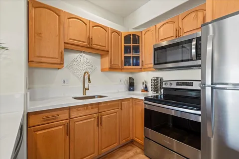 $725,000 | 4435 Lower Honoapiilani Road, Unit 103, Lahaina, HI 96761