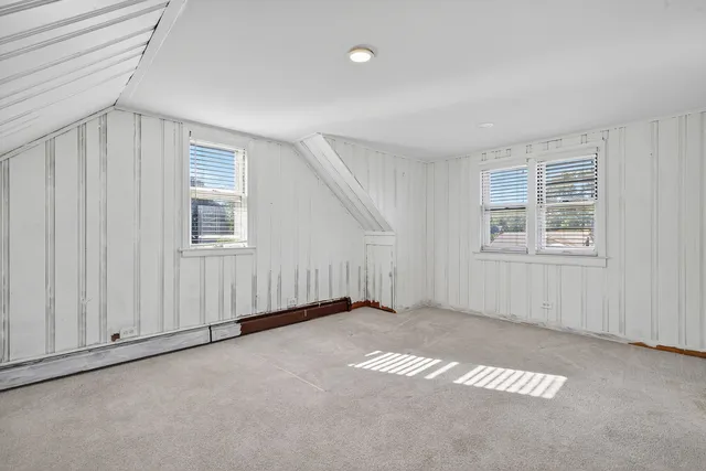 $279,000 | 313 Iroquois Road, Hillside, IL 60162