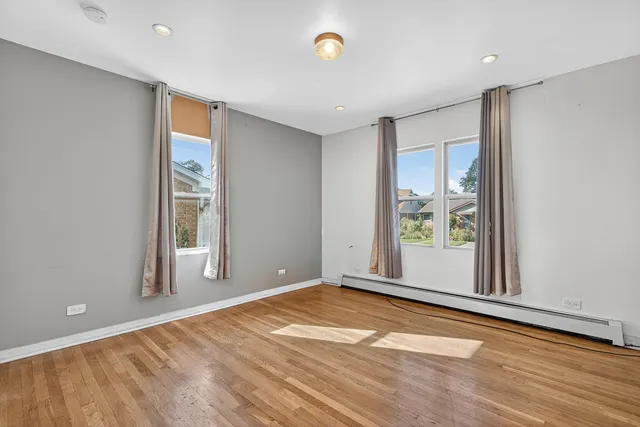 $279,000 | 313 Iroquois Road, Hillside, IL 60162