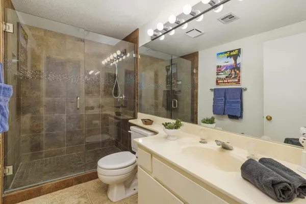 $309,000 | 505 South Farrell Drive, Unit Q104, Palm Springs, CA 92264