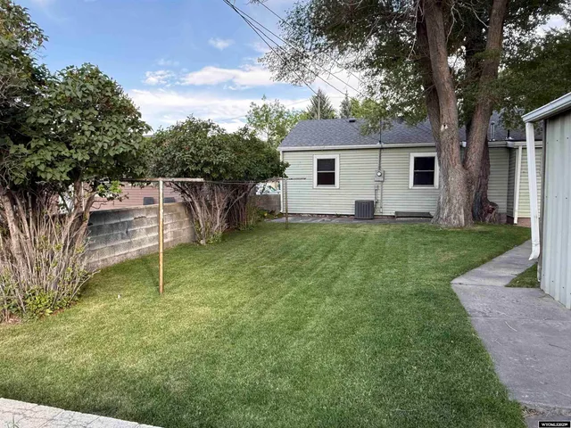 $235,000 | 92 Hoover Drive, Green River, WY 82935