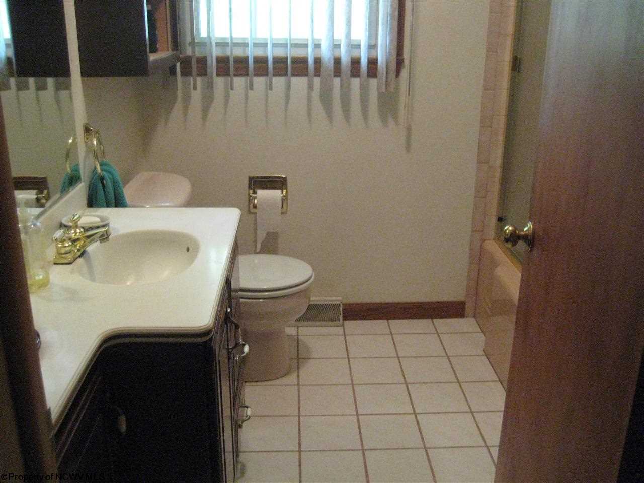150 Country Club Road Clarksburg, WV 26301 - Photo 9 of 20 Gallery Image 9