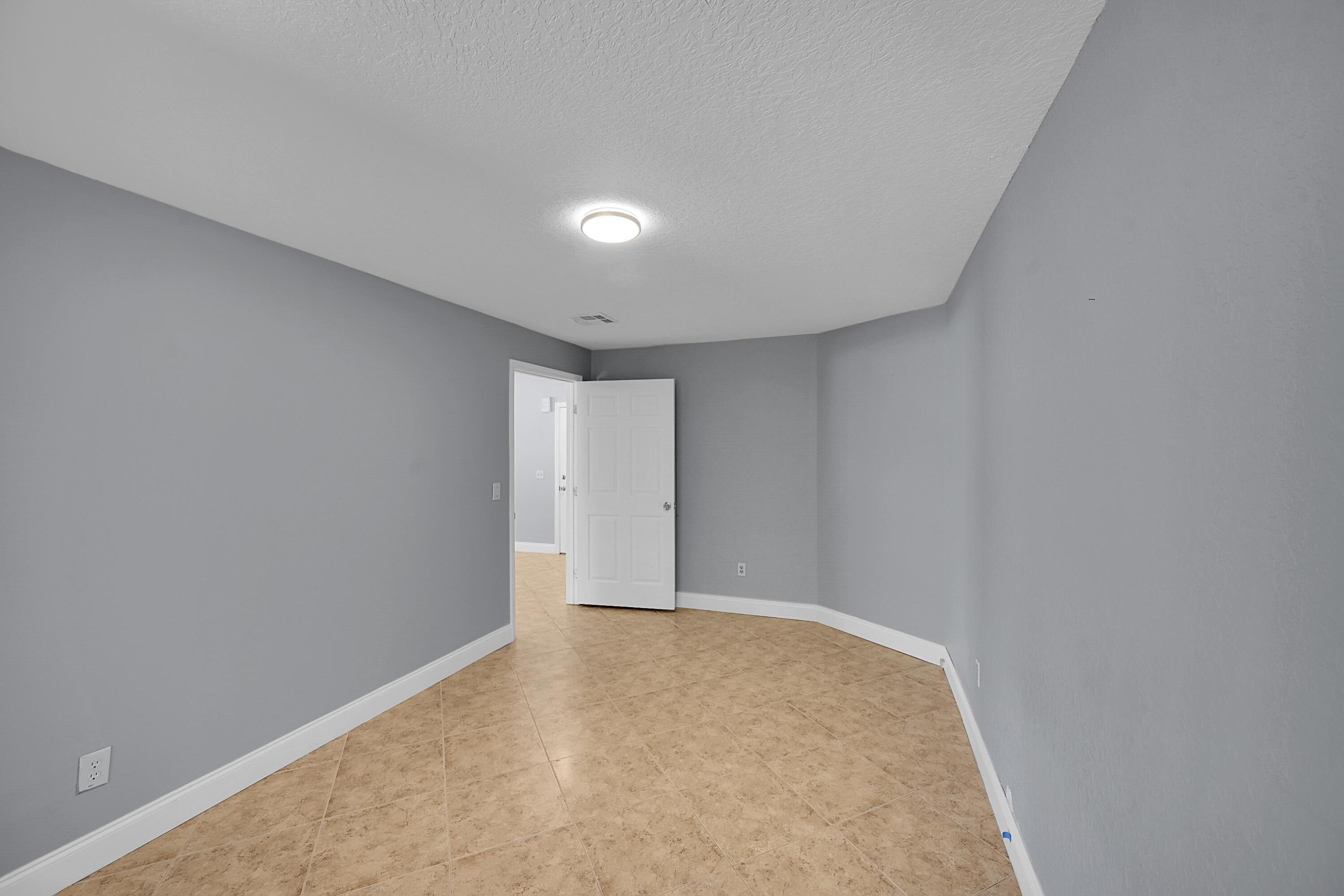 9174 Southwest 2nd Street Boca Raton, FL 33428 - Photo 9 of 28 Den/Office