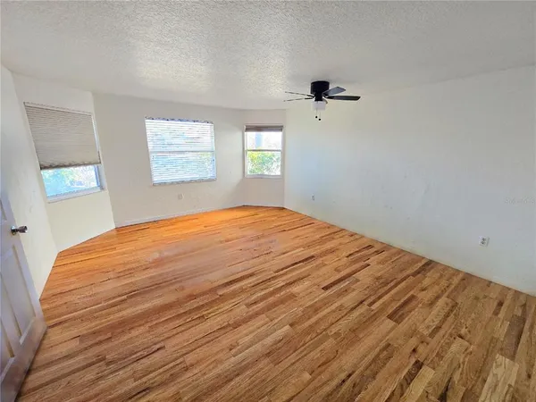 $4,000 | 3616 Royal Palm Drive, Bradenton, FL 34210