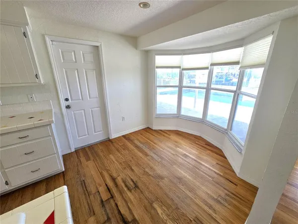 $4,000 | 3616 Royal Palm Drive, Bradenton, FL 34210