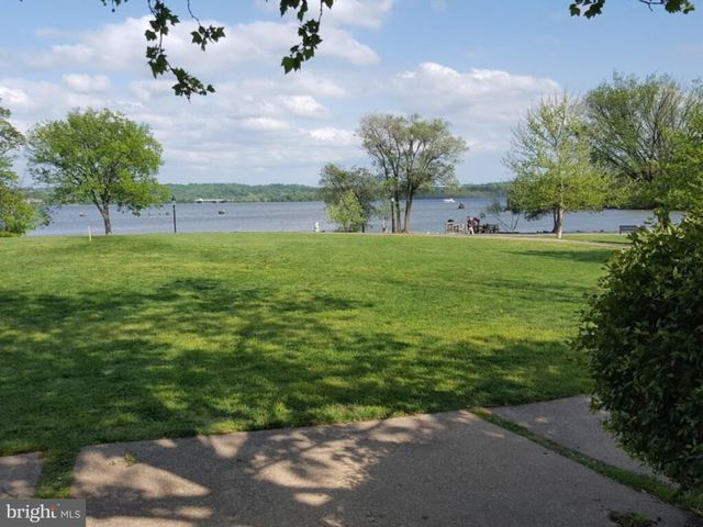 $969,000 | 103 West Luray Avenue, Alexandria, VA 22301