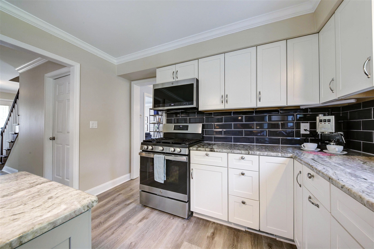 9639 North Canton Center Road Plymouth, MI 48170 - Photo 19 of 63