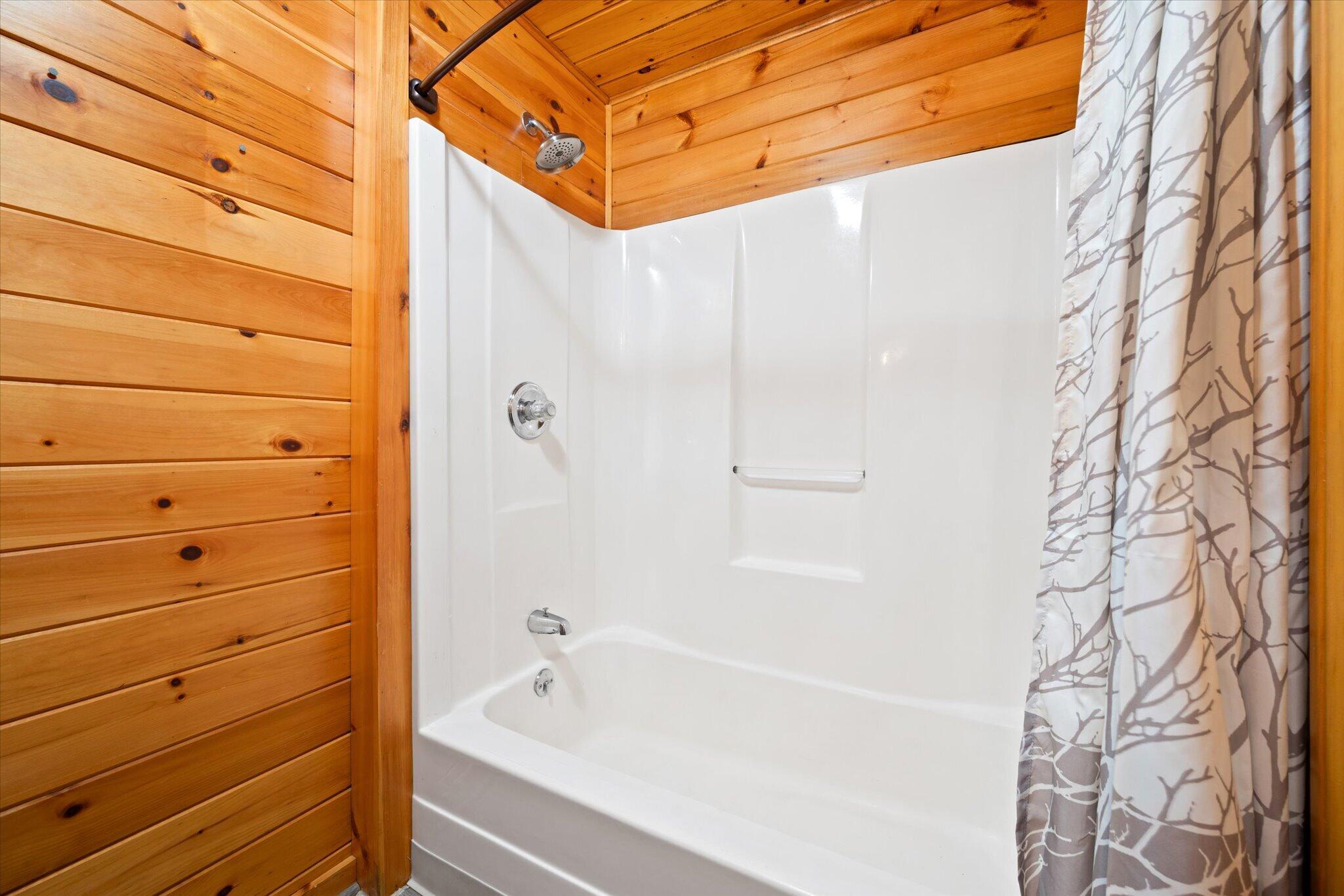 1492 River Road Bucksport, ME 04416 - Photo 21 of 48 17-Bathroom