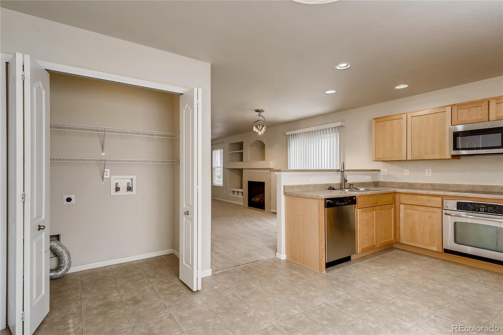 874 Diamond Rim Drive Colorado Springs, CO 80921 - Photo 10 of 33