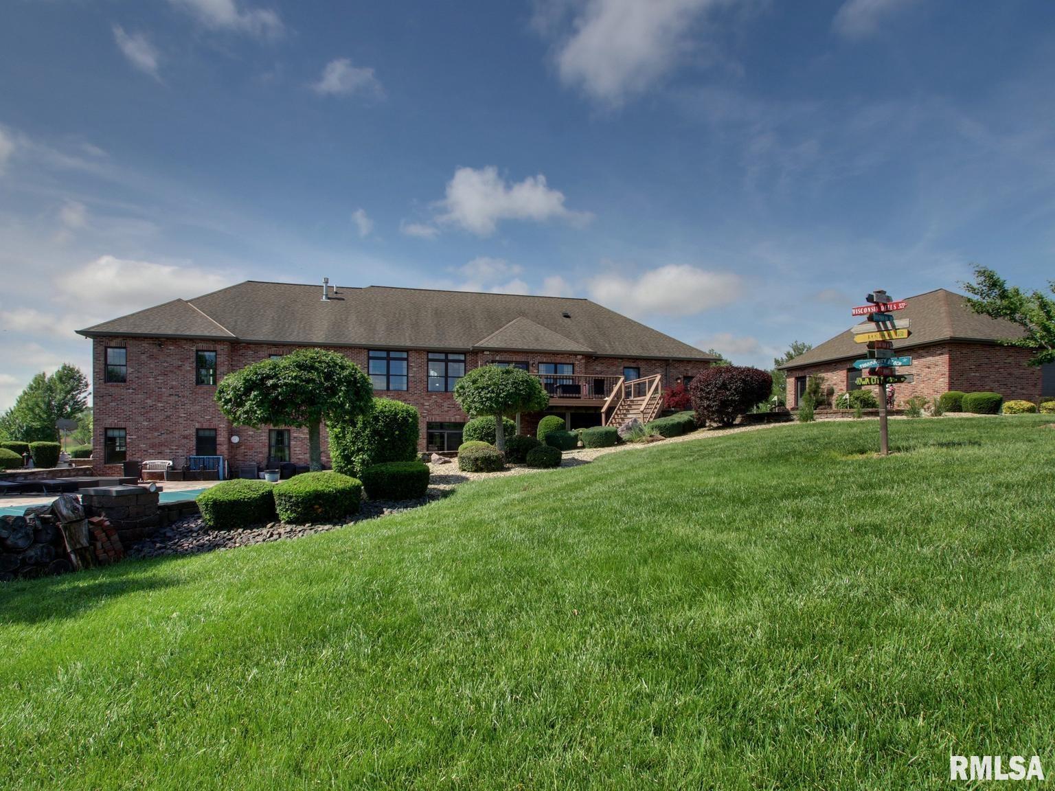 507 East High Street Mendon, IL 62351 - Photo 9 of 43