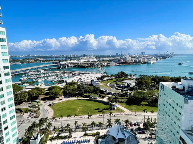 $3,800 | 253 Northeast 2nd Street, Unit 2409, Miami, FL 33132