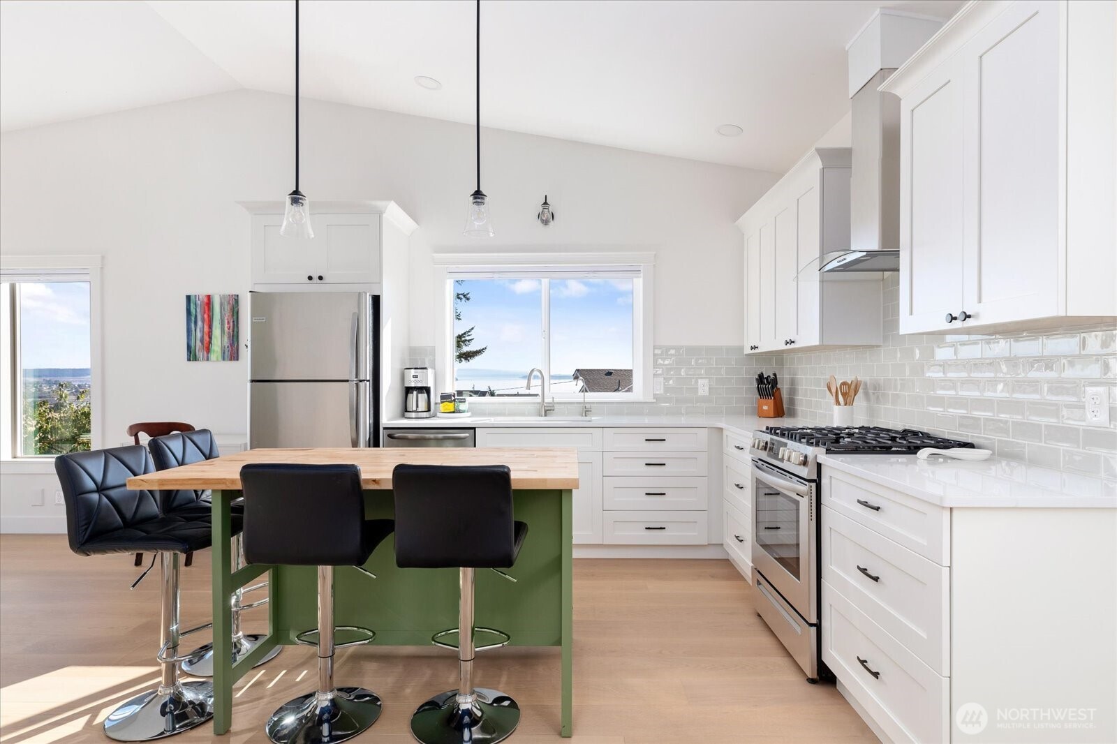 1387 West Scenic Heights Road Oak Harbor, WA 98277 - Photo 25 of 40