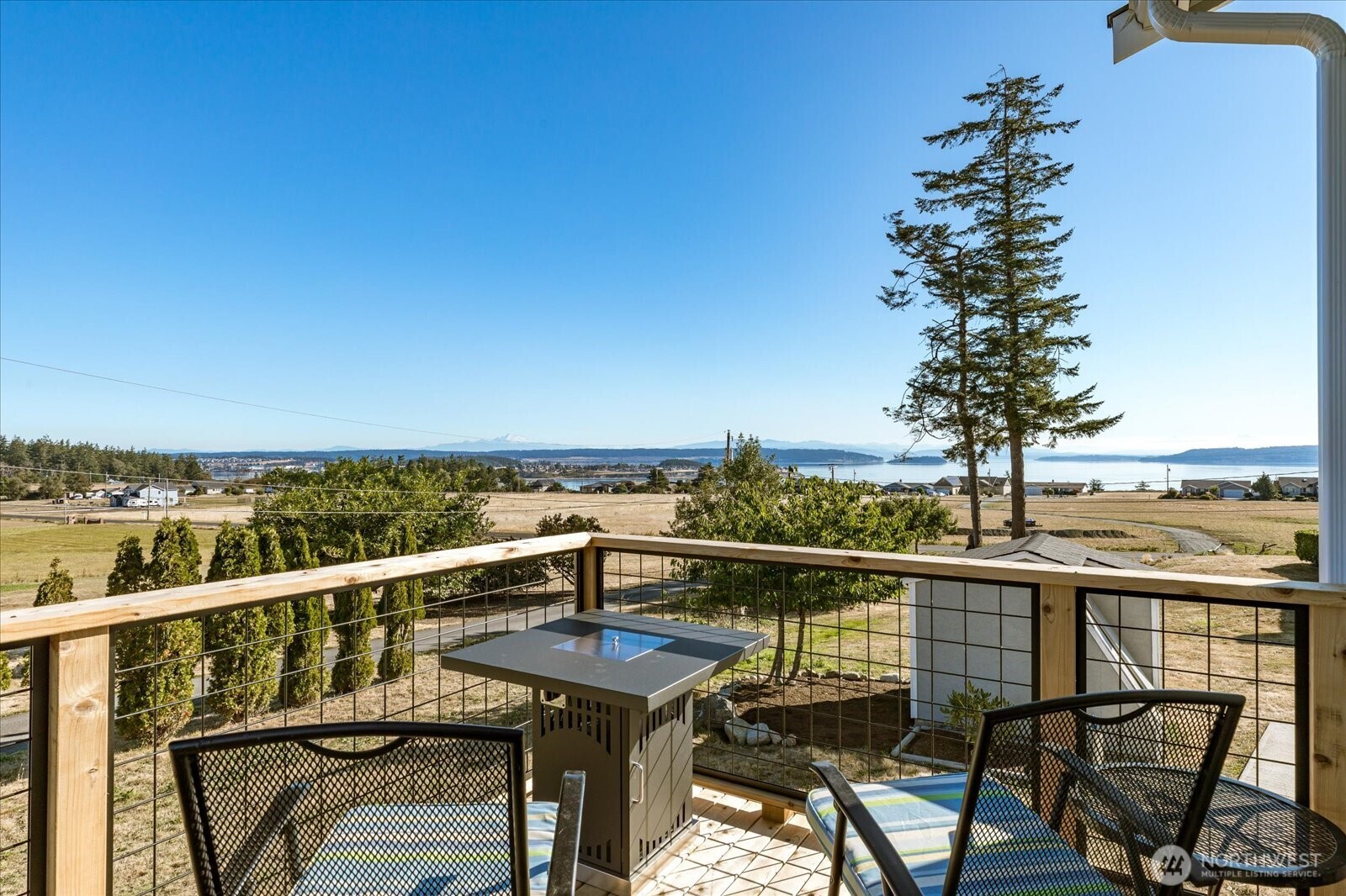 1387 West Scenic Heights Road Oak Harbor, WA 98277 - Photo 30 of 40