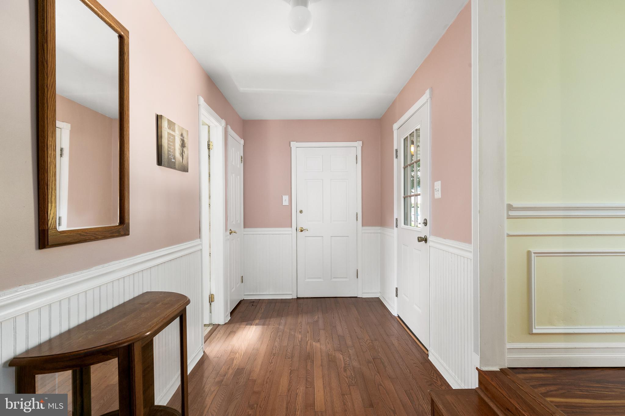 132 Coopers Kill Road Delran, NJ 08075 - Photo 4 of 29 Foyer