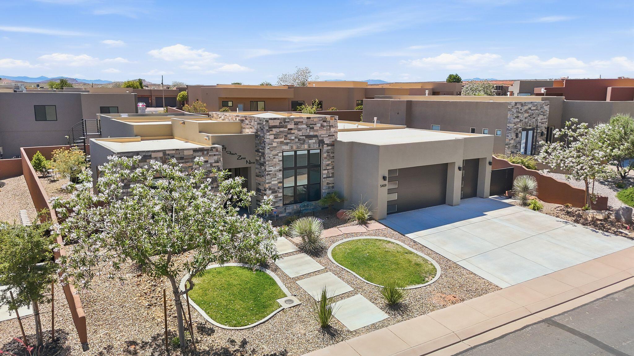 5409 West Copper Cliffs Way Hurricane, UT 84737 - Photo 45 of 50 outside 3