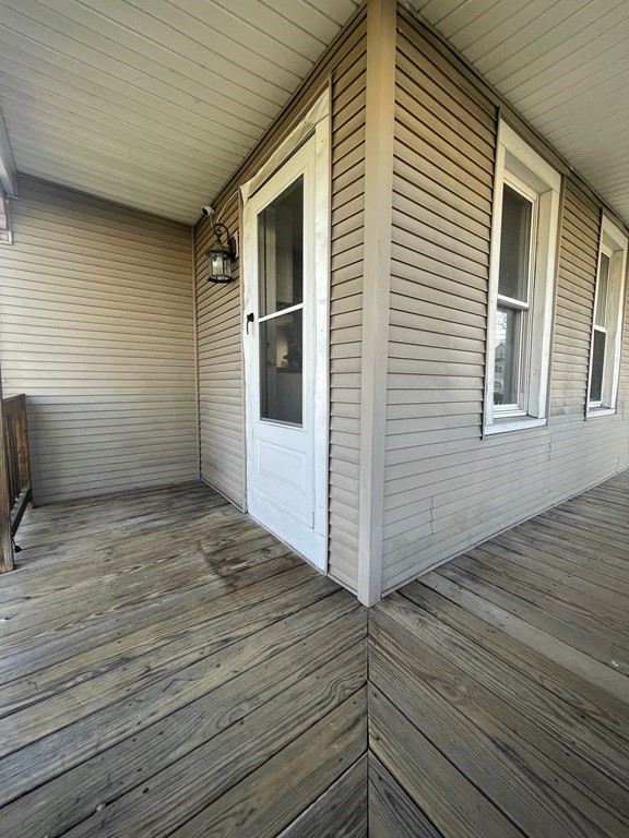 139 Governor Street Springfield, MA 01104 - Photo 11 of 14