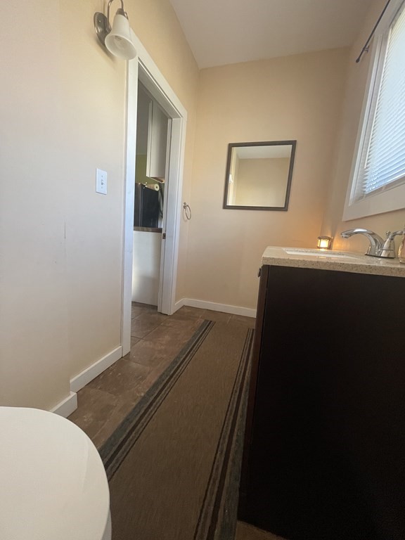139 Governor Street Springfield, MA 01104 - Photo 6 of 14