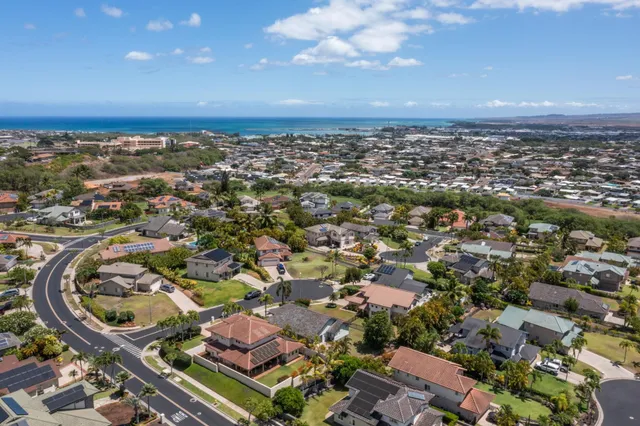 an aerial view of a house having outdoor space