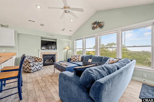 $699,000 | 733 Ridge Point Drive, Corolla, NC 27927