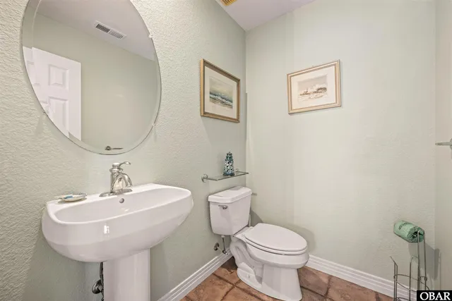 $699,000 | 733 Ridge Point Drive, Corolla, NC 27927