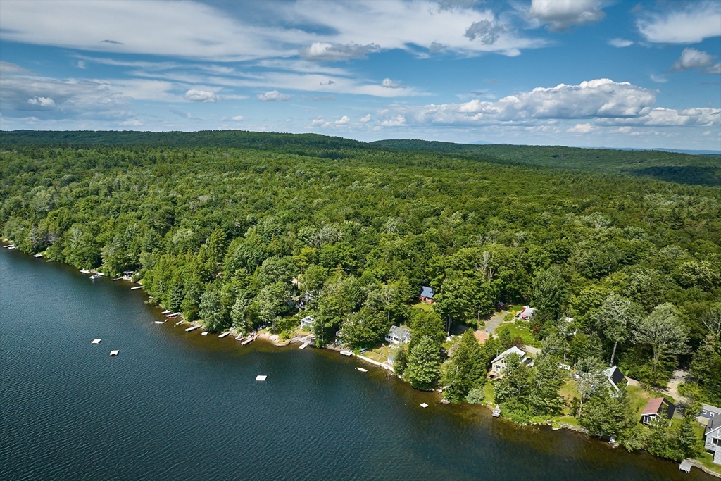 44 Aberdeen Road Goshen, MA 01096 - Photo 4 of 34
