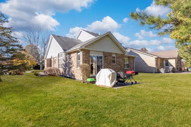 $369,900 | 1114 Kylemore Court, Joliet, IL 60431