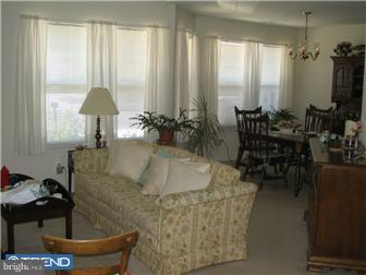 33 Spruce Road East Windsor, NJ 08520 - Photo 4 of 8 Gallery Image 4