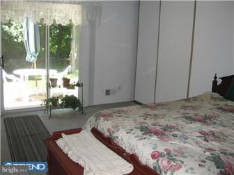 33 Spruce Road East Windsor, NJ 08520 - Photo 7 of 8 Gallery Image 7