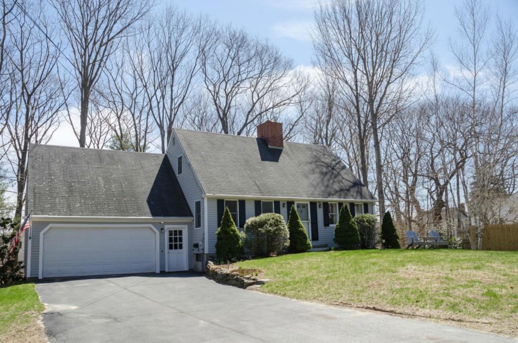 3 Oakwood Road Cape Elizabeth, ME 04107 - Photo 1 of 34 Photo
