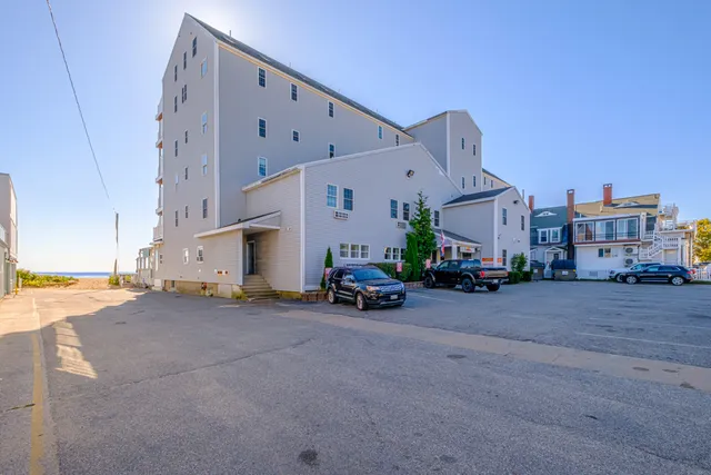 $820,000 | 39 West Grand Avenue, Unit 510, Old Orchard Beach, ME 04064
