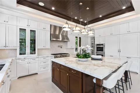 $14,495,000 | 821 Solar Isle Drive, Fort Lauderdale, FL 33301