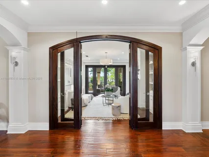 $14,495,000 | 821 Solar Isle Drive, Fort Lauderdale, FL 33301