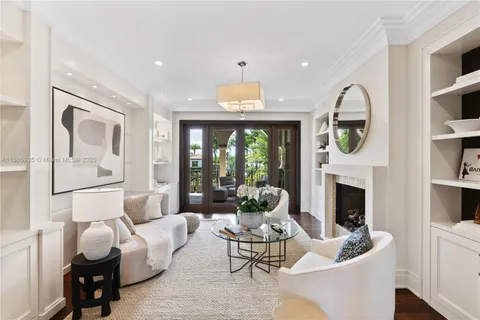 $14,495,000 | 821 Solar Isle Drive, Fort Lauderdale, FL 33301