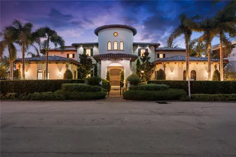 $14,495,000 | 821 Solar Isle Drive, Fort Lauderdale, FL 33301