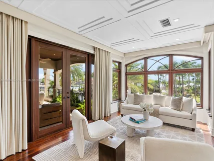 $14,495,000 | 821 Solar Isle Drive, Fort Lauderdale, FL 33301