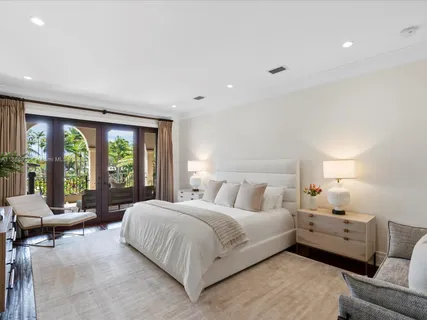 $14,495,000 | 821 Solar Isle Drive, Fort Lauderdale, FL 33301