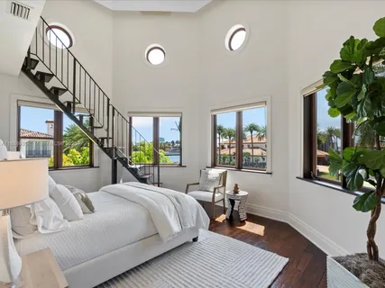 $14,495,000 | 821 Solar Isle Drive, Fort Lauderdale, FL 33301