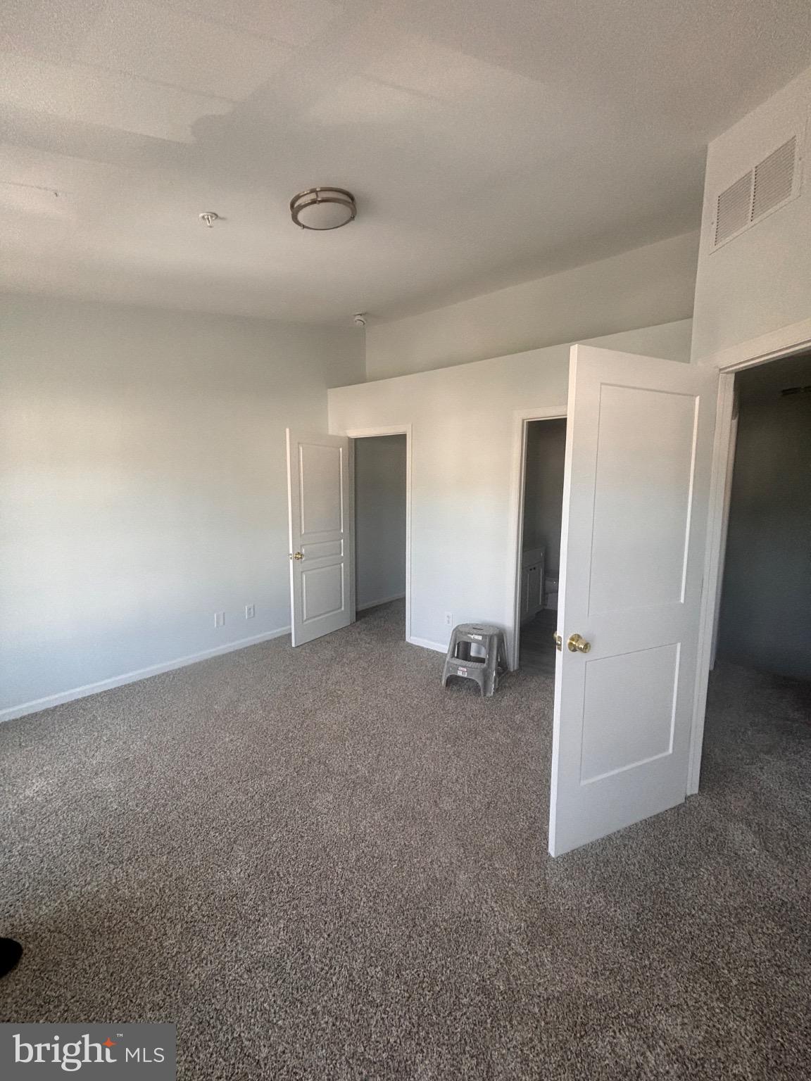 265 Rosebay Court Delran, NJ 08075 - Photo 13 of 17 a view of empty room