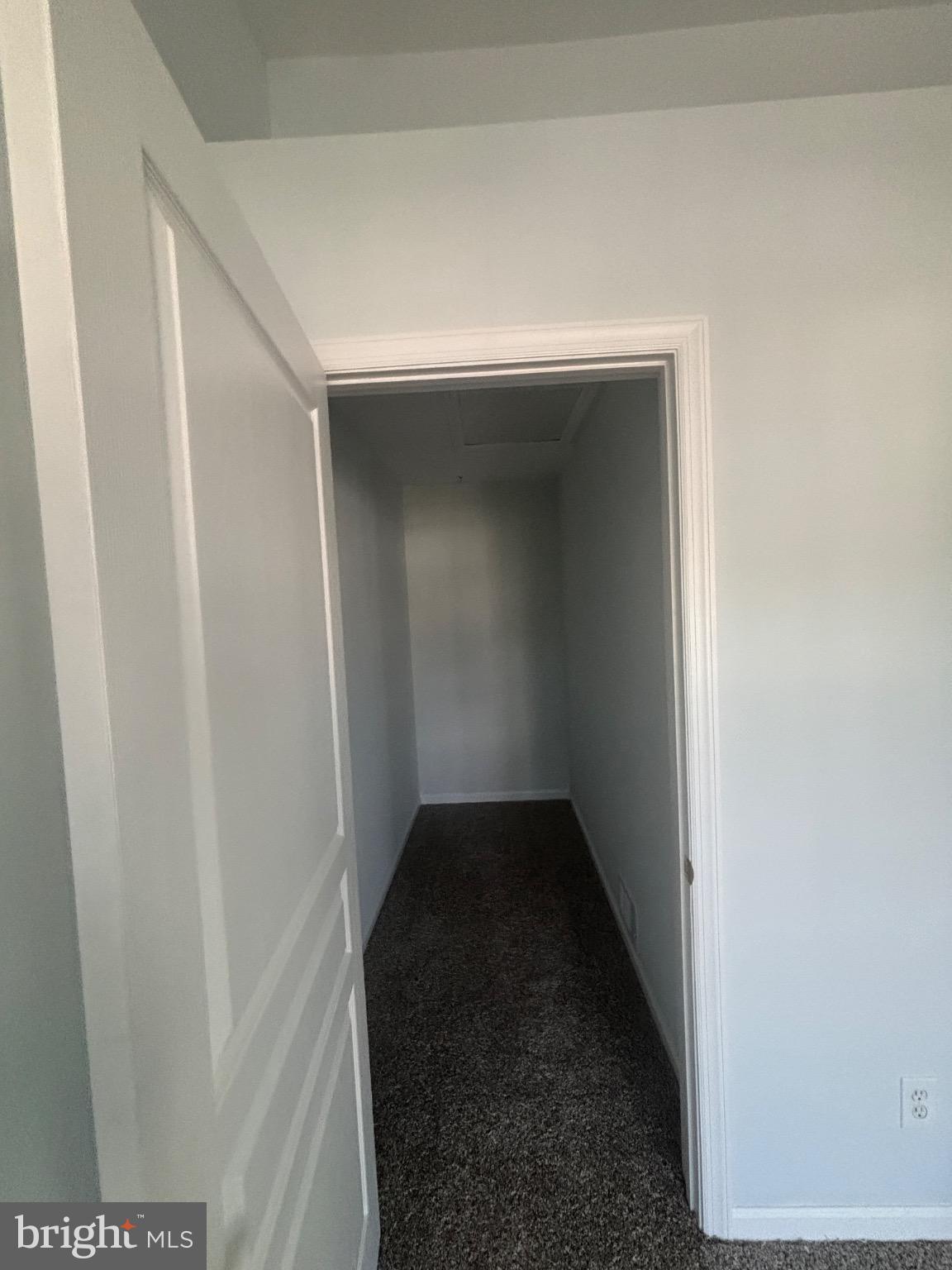 265 Rosebay Court Delran, NJ 08075 - Photo 16 of 17 a view of hallway