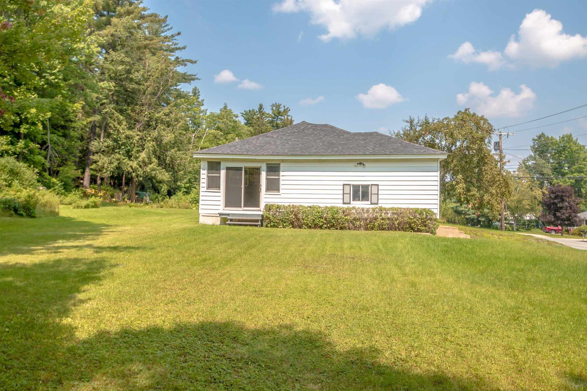 1871 Riverside Drive Berlin, NH 03570 - Photo 4 of 32