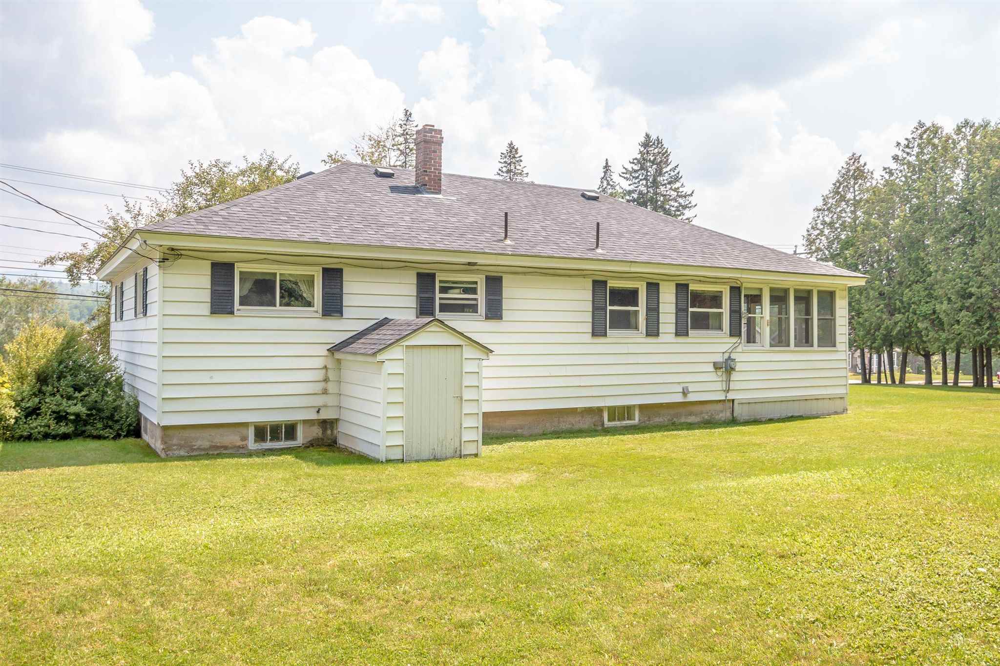 1871 Riverside Drive Berlin, NH 03570 - Photo 8 of 32