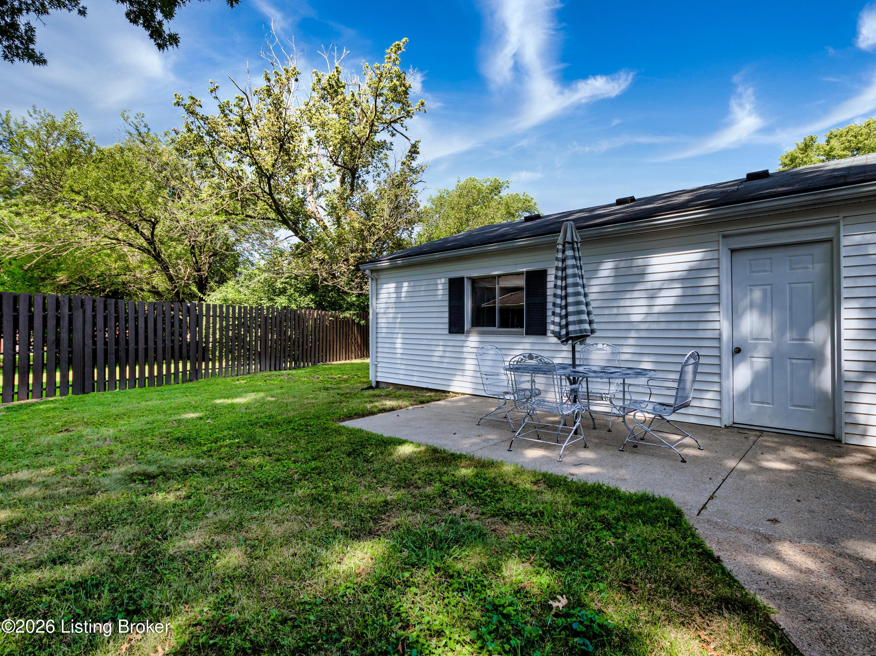 6516 Hollow Tree Road Louisville, KY 40228 - Photo 68 of 70 Backyard