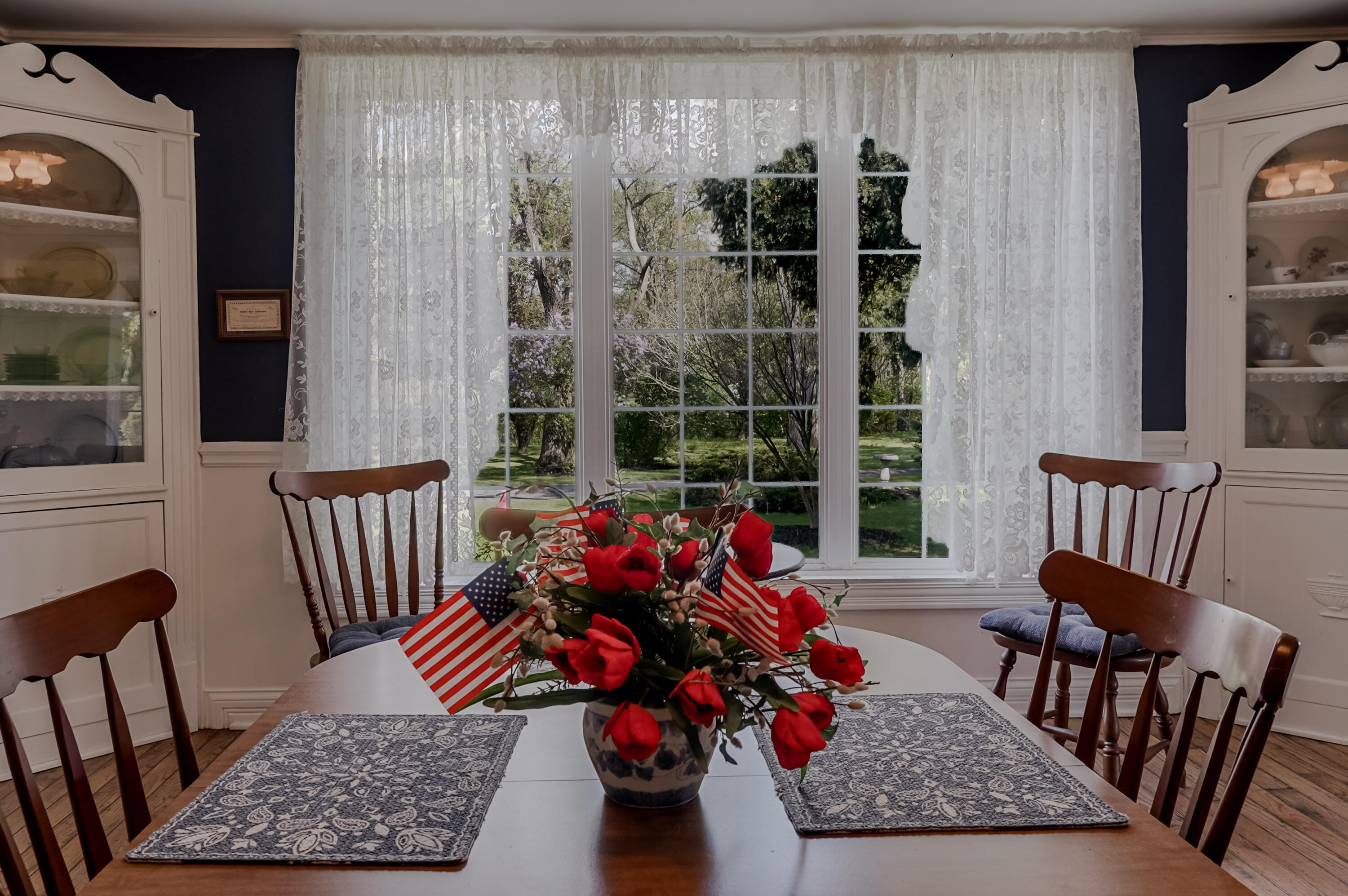 9014 East 129th Avenue Crown Point, IN 46307 - Photo 10 of 56 a outdoor living room with furniture
