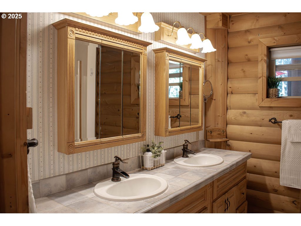 30641 South Partridge Road Colton, OR 97017 - Photo 19 of 46