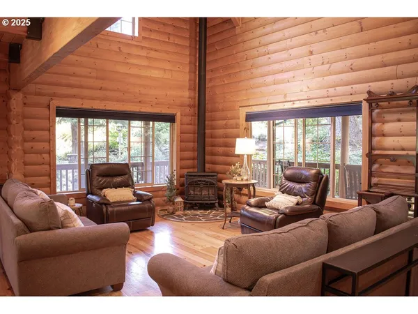 $775,000 | 30641 South Partridge Road, Colton, OR 97017
