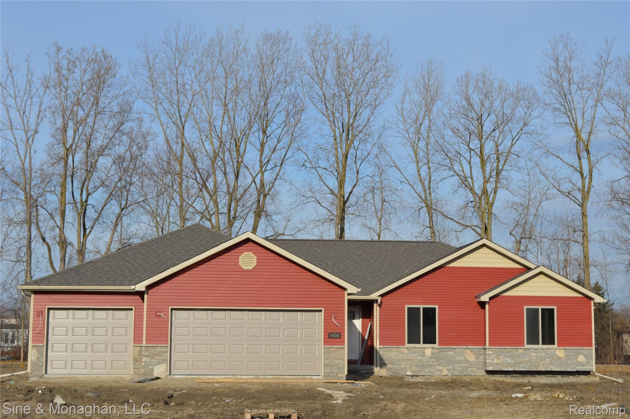 9410 Folkert Road Algonac, MI 48001 - Photo 1 of 44 022.JPG